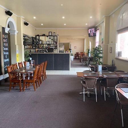 Riverside Hotel Northam Buitenkant foto